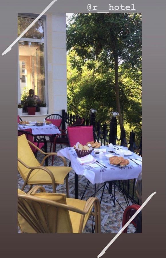 R Hotel Zhaban Zewnętrze zdjęcie