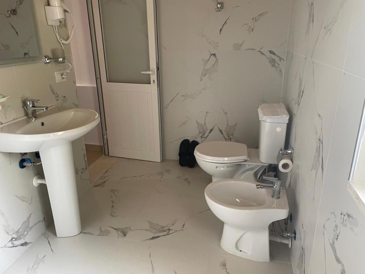 R Hotel Zhaban Zewnętrze zdjęcie